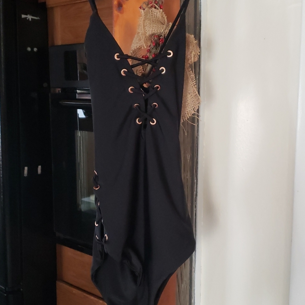 One piece bathing suit
